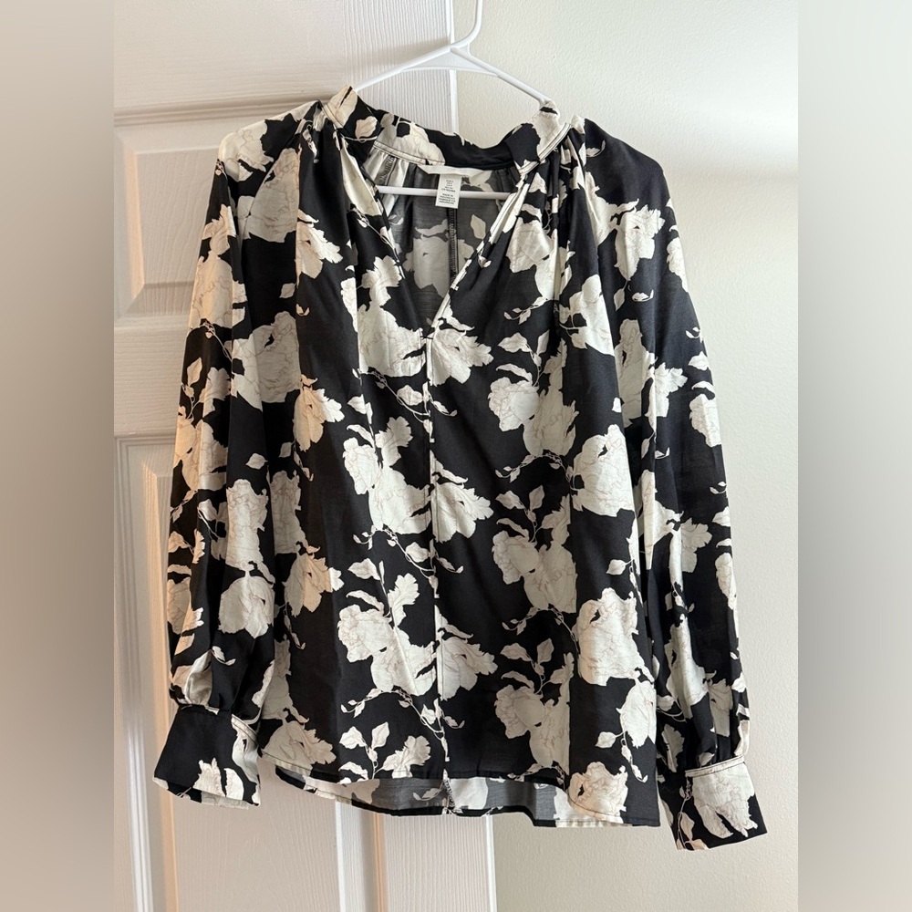 H&M Black and White Long Sleeve Tie Front Blouse